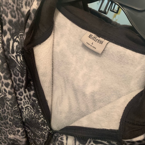 Jacket - Picture 2 of 2